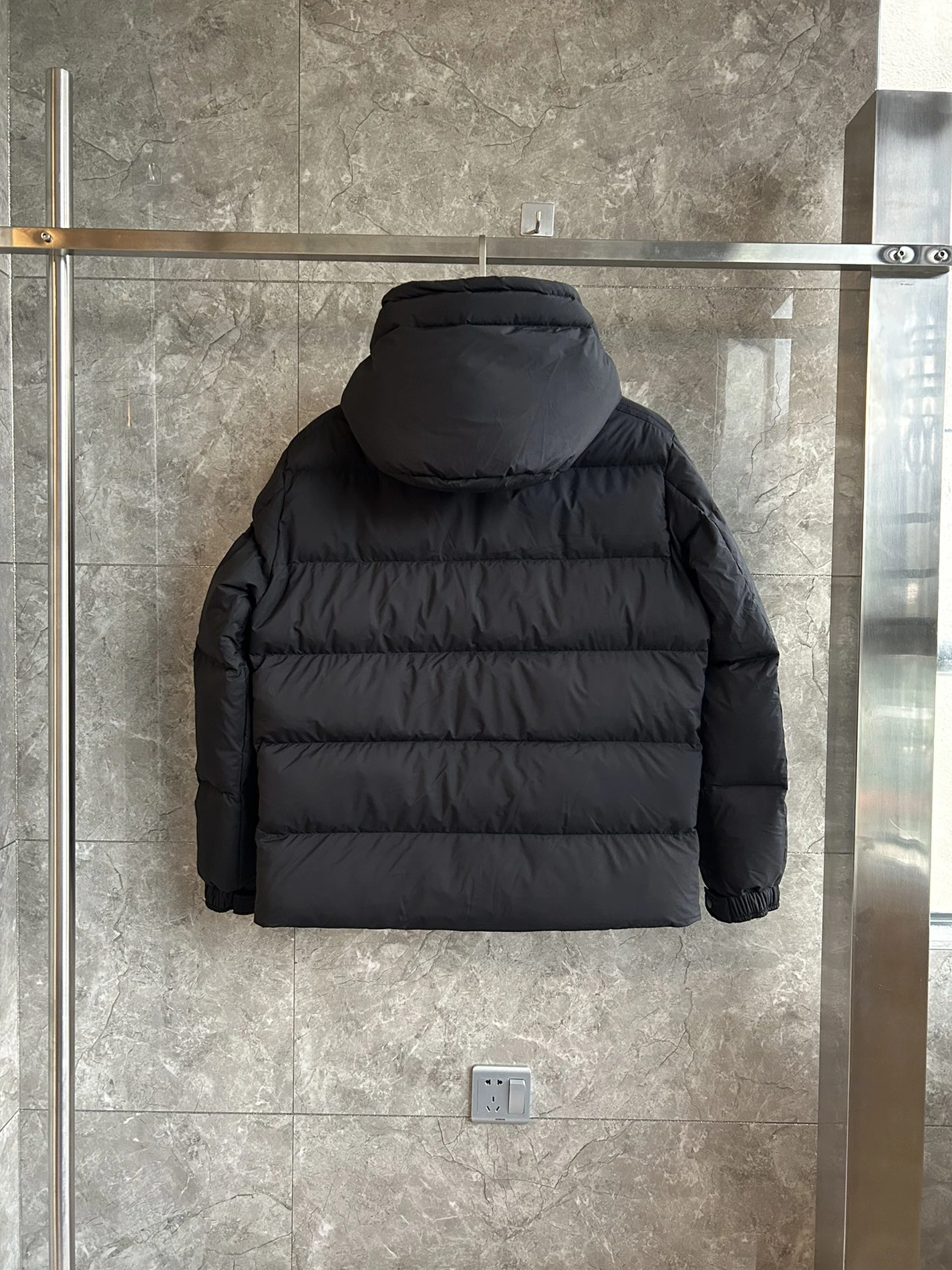 Moncler Down Feather Coat Long Sleeved For Unisex Elegant 4673
