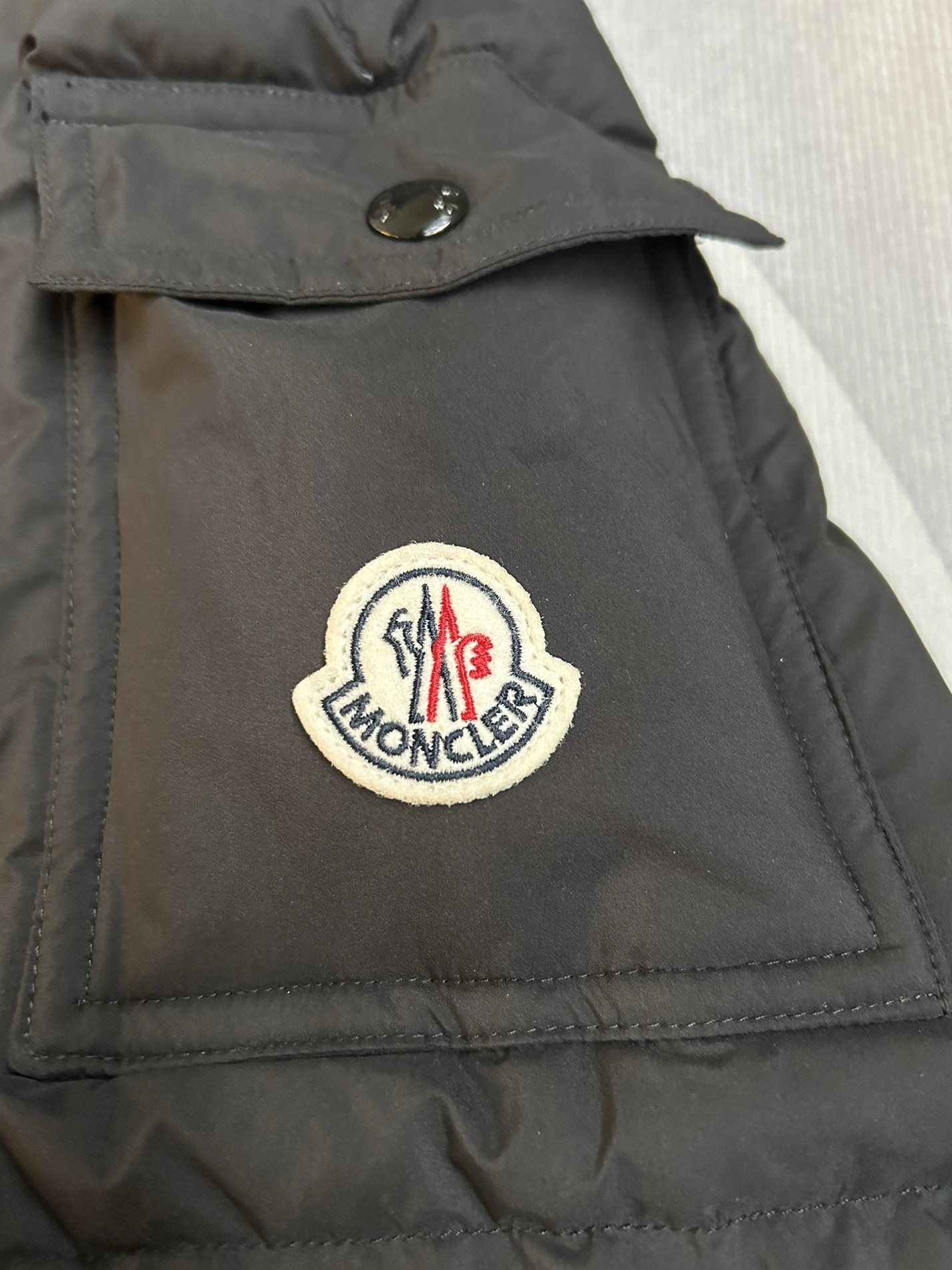 Moncler Down Feather Coat Long Sleeved For Unisex Elegant 4673