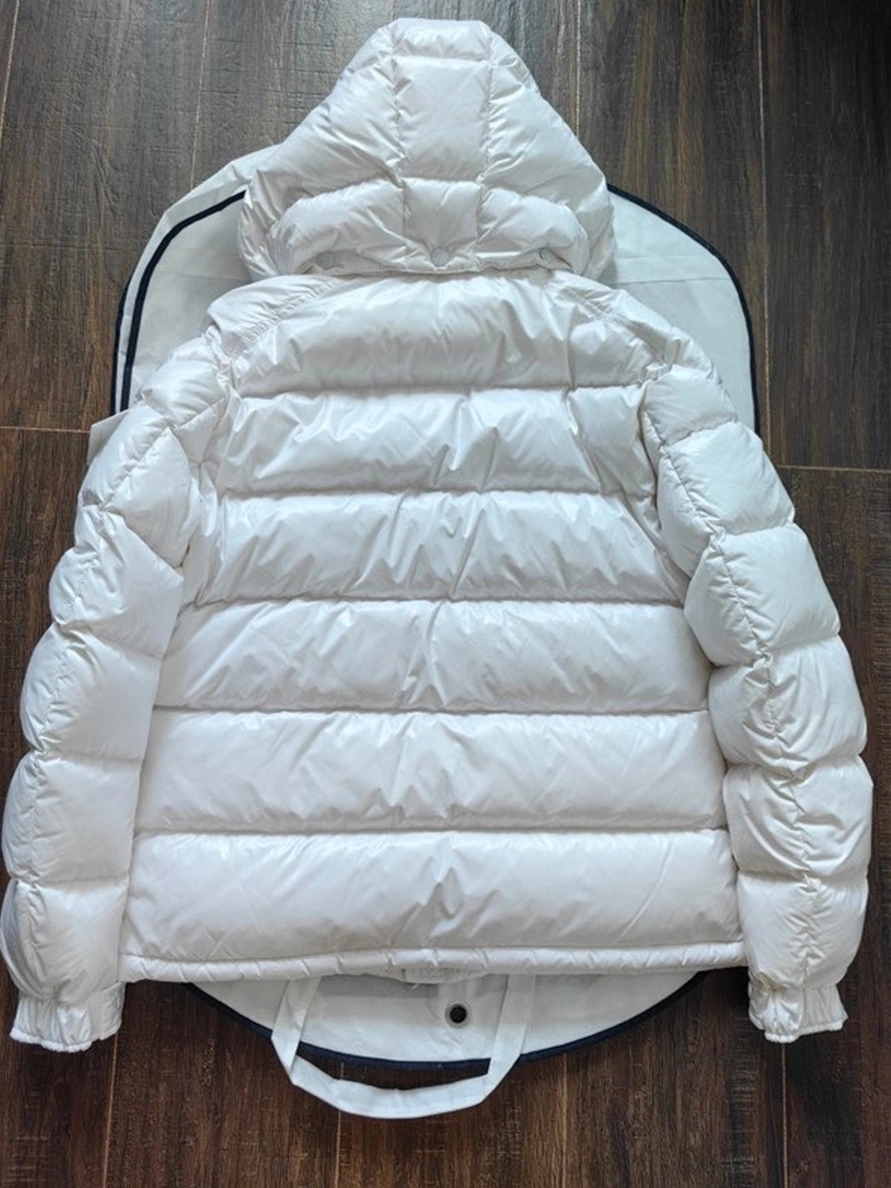 Moncler Down Feather Coat Long Sleeved For Unisex Timeless 4819