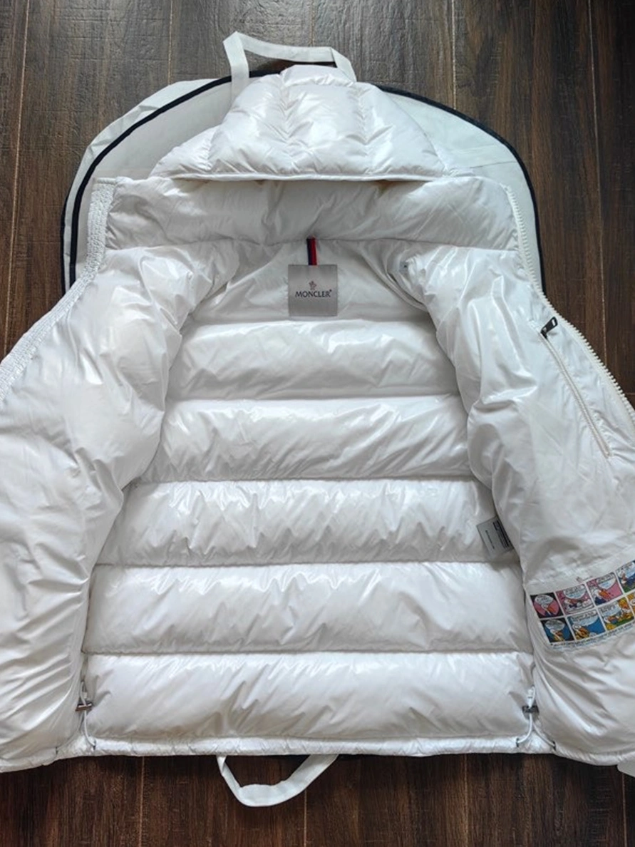Moncler Down Feather Coat Long Sleeved For Unisex Timeless 4819