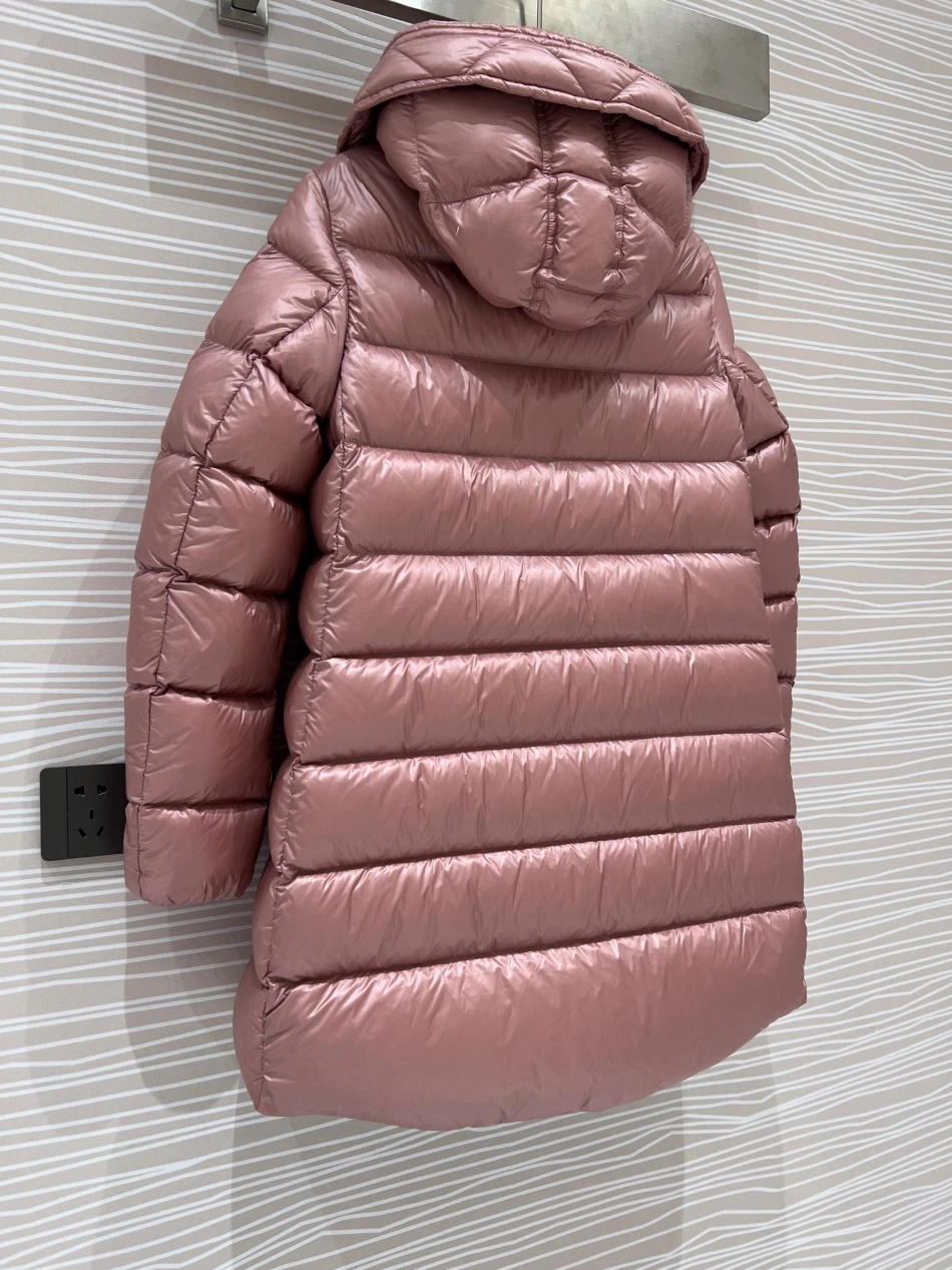 Moncler Down Feather Coat Long Sleeved For Women BestValue 2235