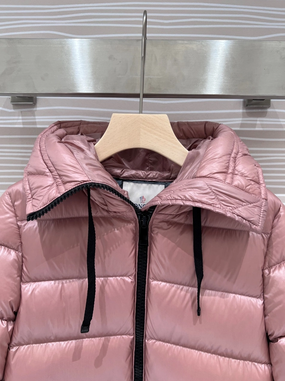Moncler Down Feather Coat Long Sleeved For Women BestValue 2235