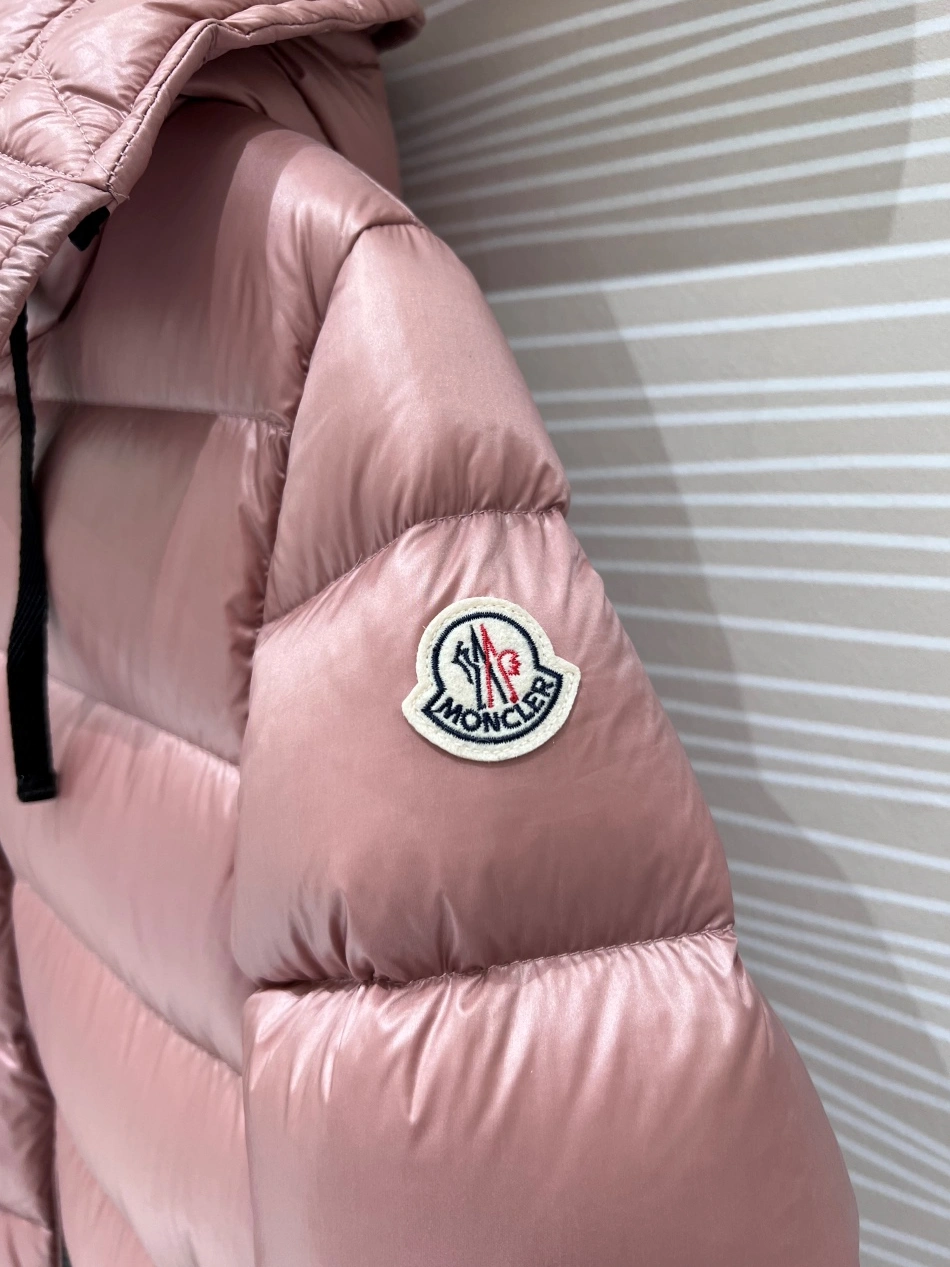 Moncler Down Feather Coat Long Sleeved For Women BestValue 2235
