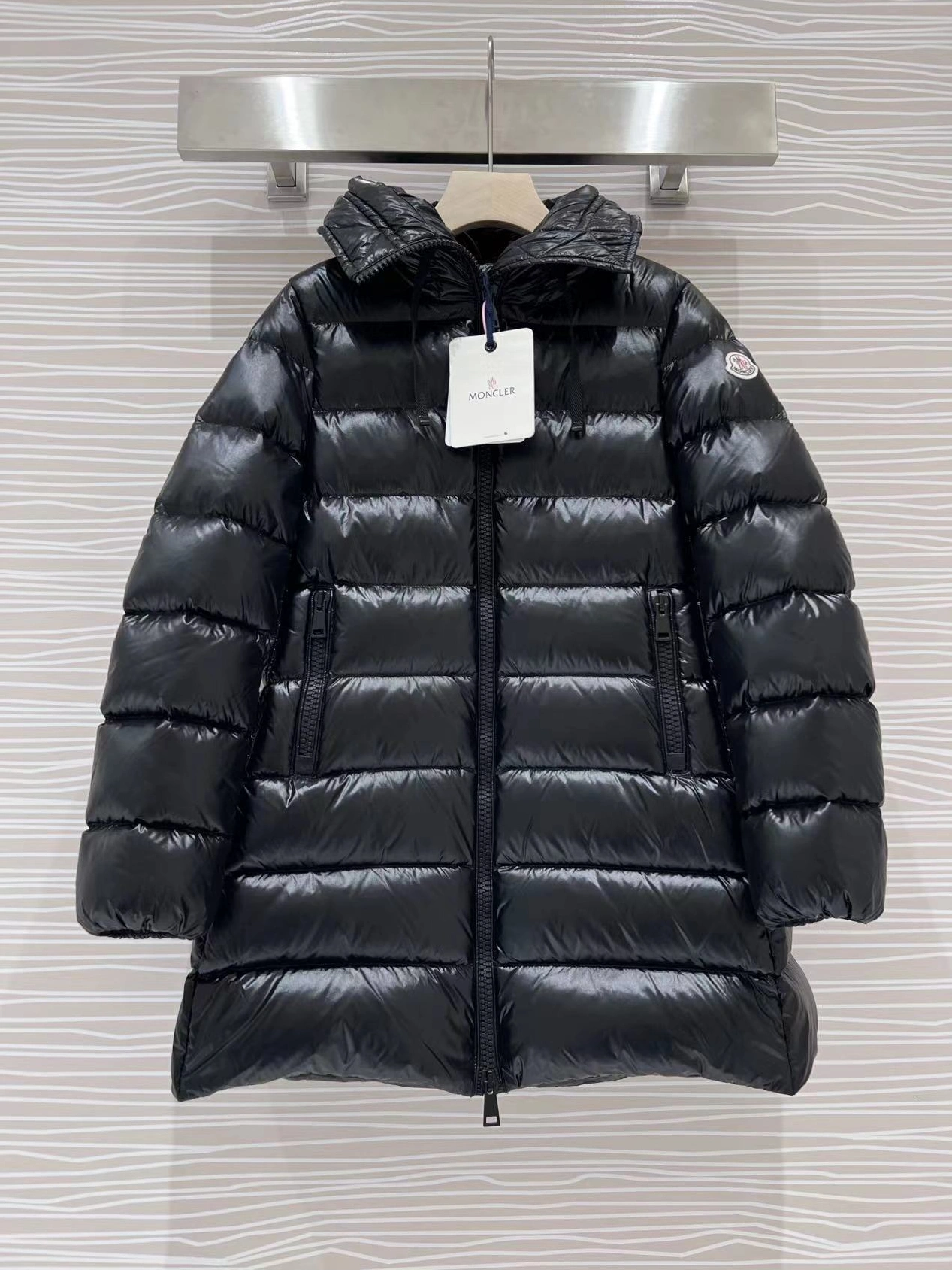 Moncler Down Feather Coat Long Sleeved For Women Comfortable 5179