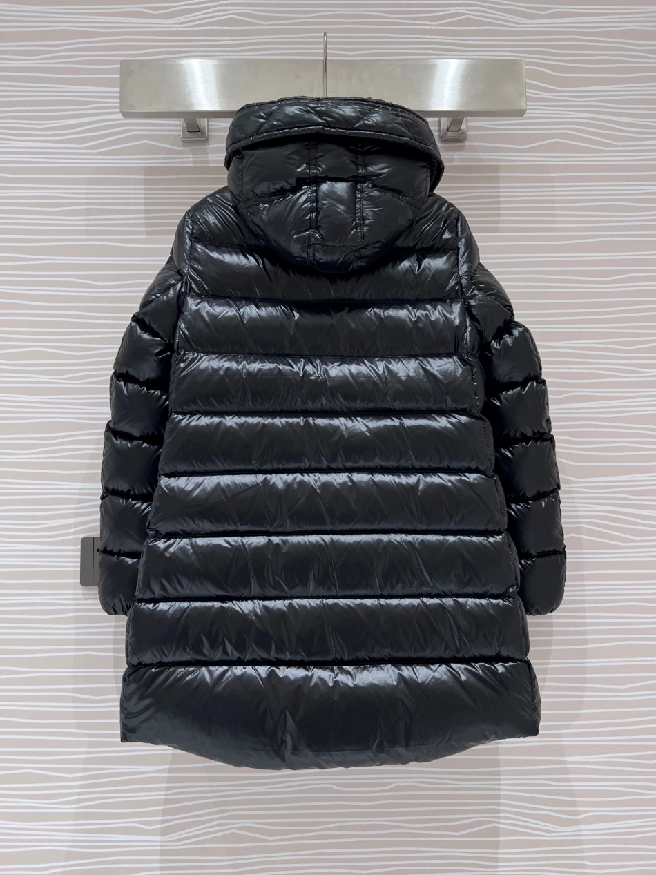 Moncler Down Feather Coat Long Sleeved For Women Comfortable 5179