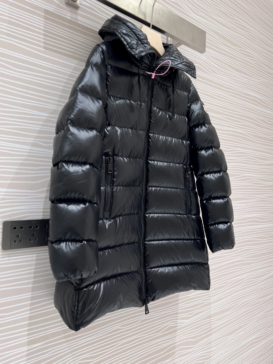Moncler Down Feather Coat Long Sleeved For Women Comfortable 5179