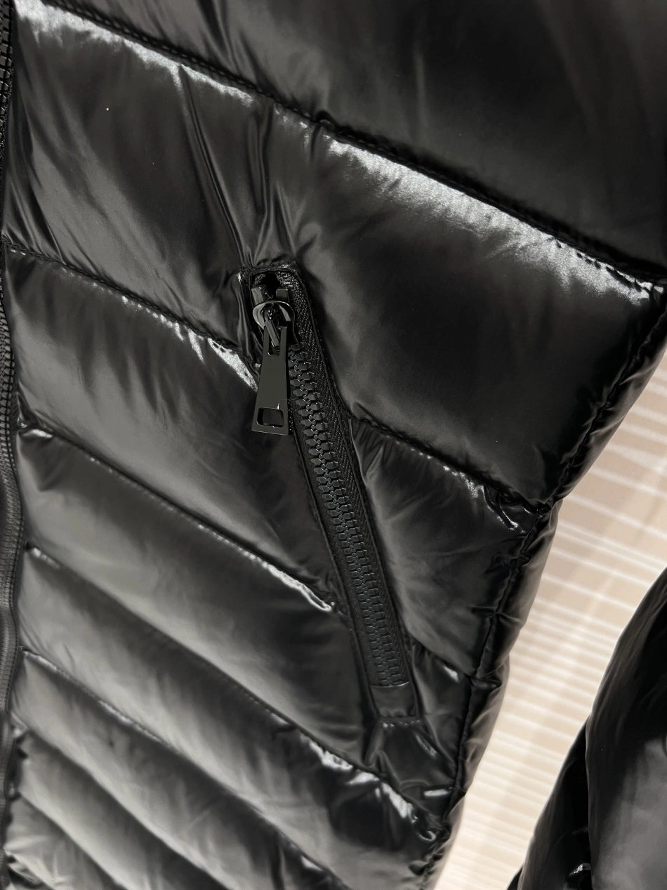 Moncler Down Feather Coat Long Sleeved For Women DailyWear 6304