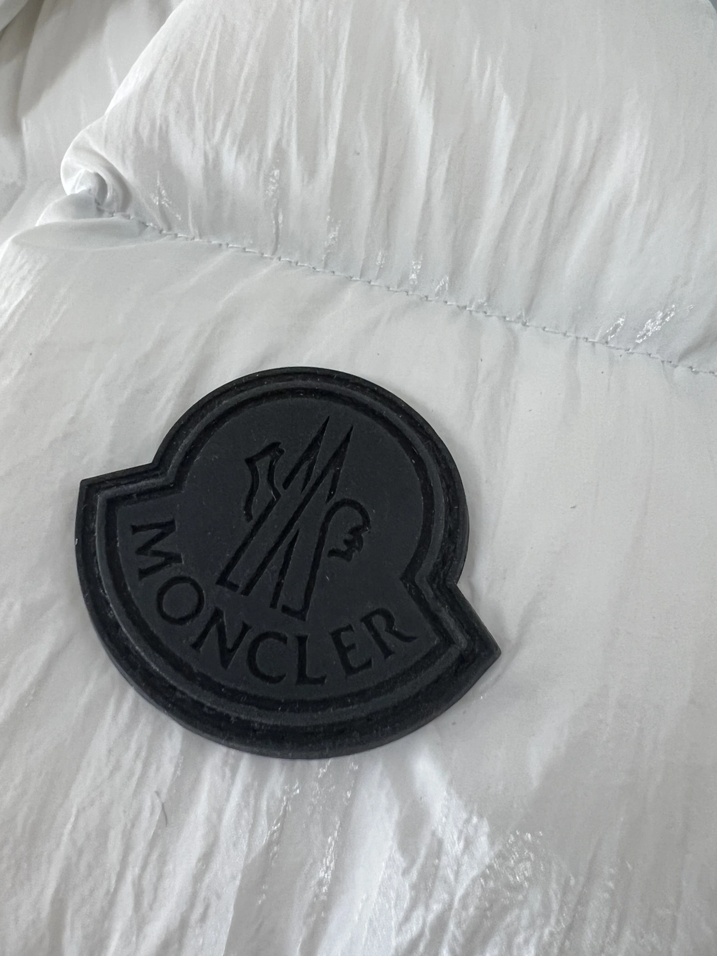 Moncler Down Feather Coat Long Sleeved For Women Durable 9905