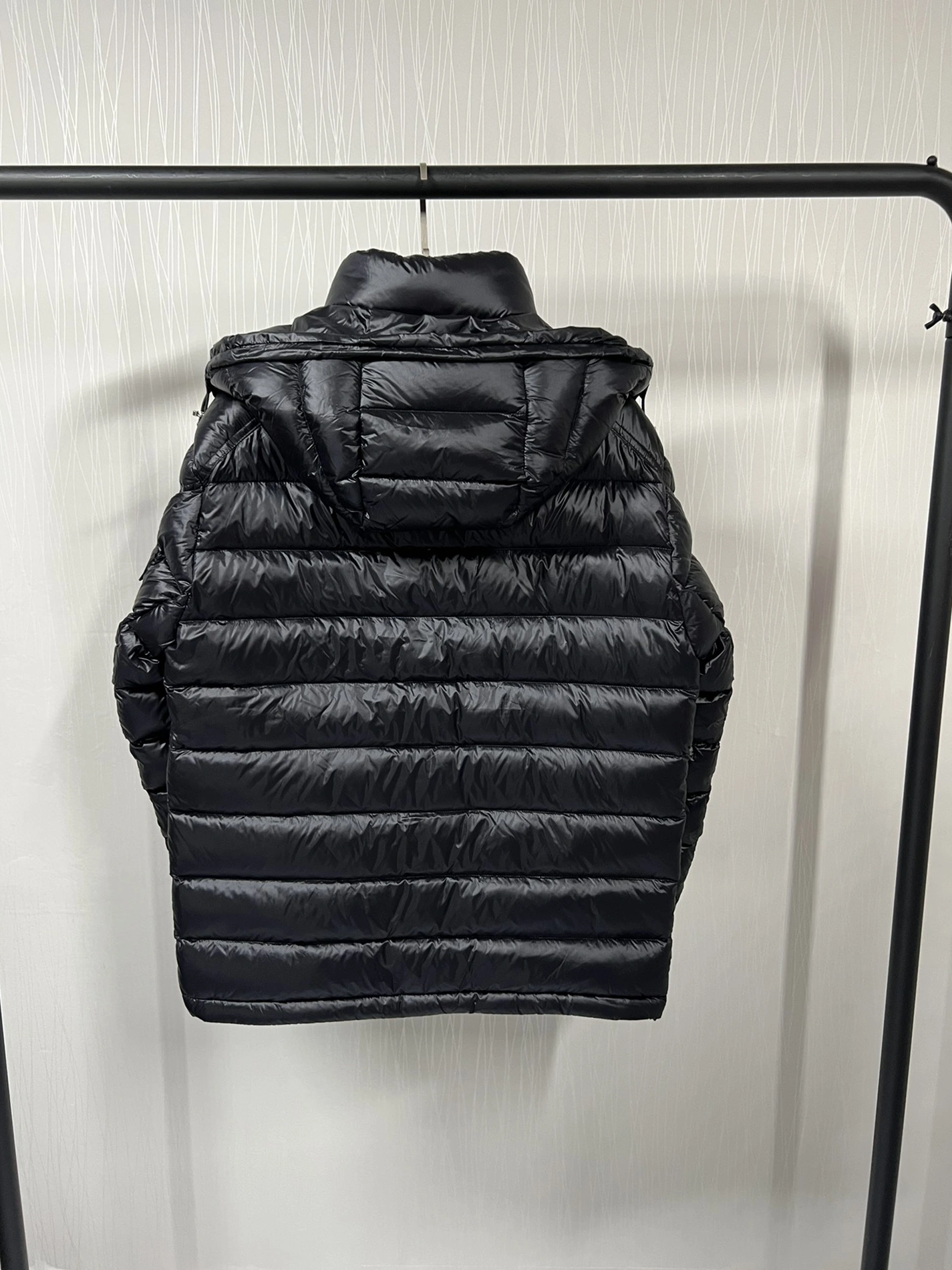 Moncler Down Feather Coat Long Sleeved For Women Lightweight 2355