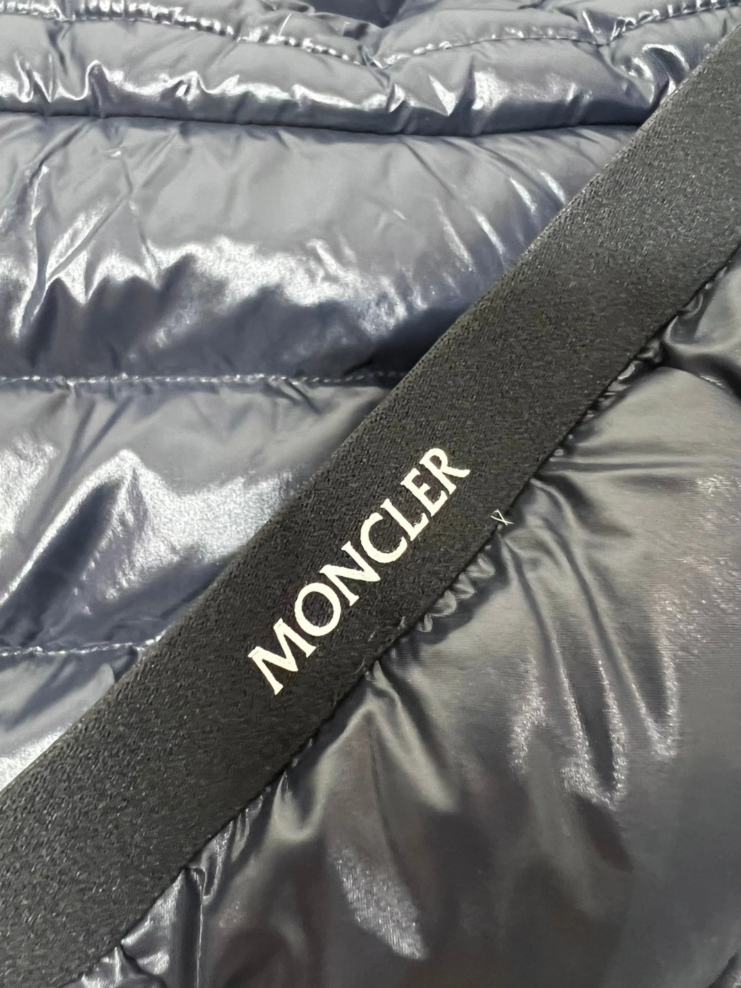 Moncler Down Feather Coat Sleeveless For Men Stylish 3426