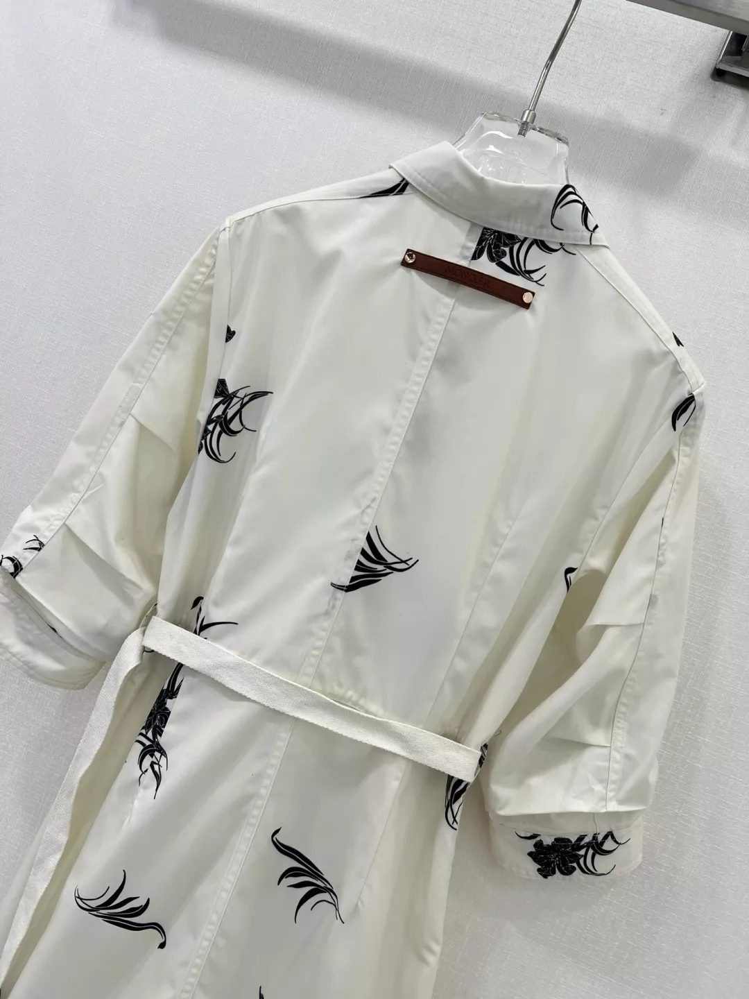 Moncler Dresses Short Sleeved For Women Trendsetting 2917