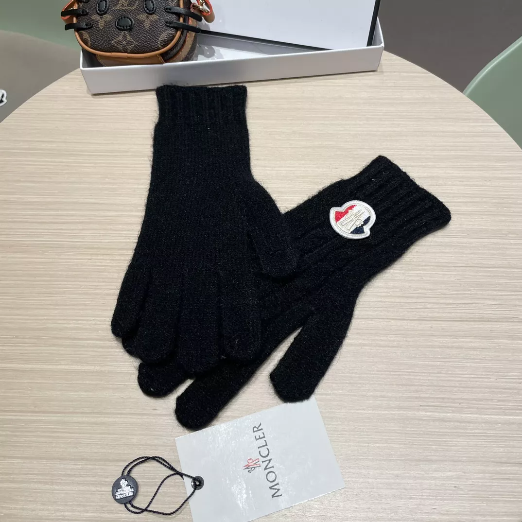 Moncler Gloves Classic 5906
