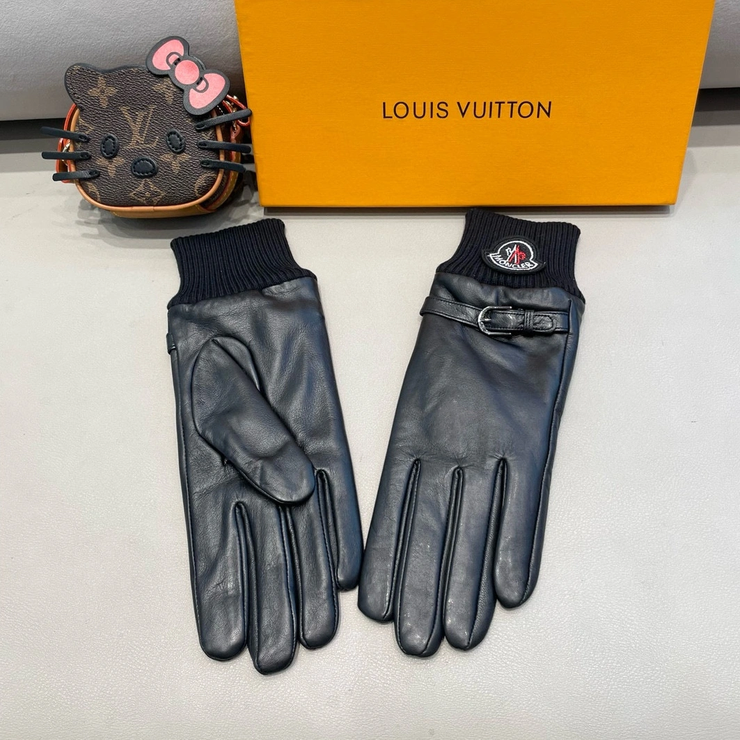 Moncler Gloves For Women Bold 8065