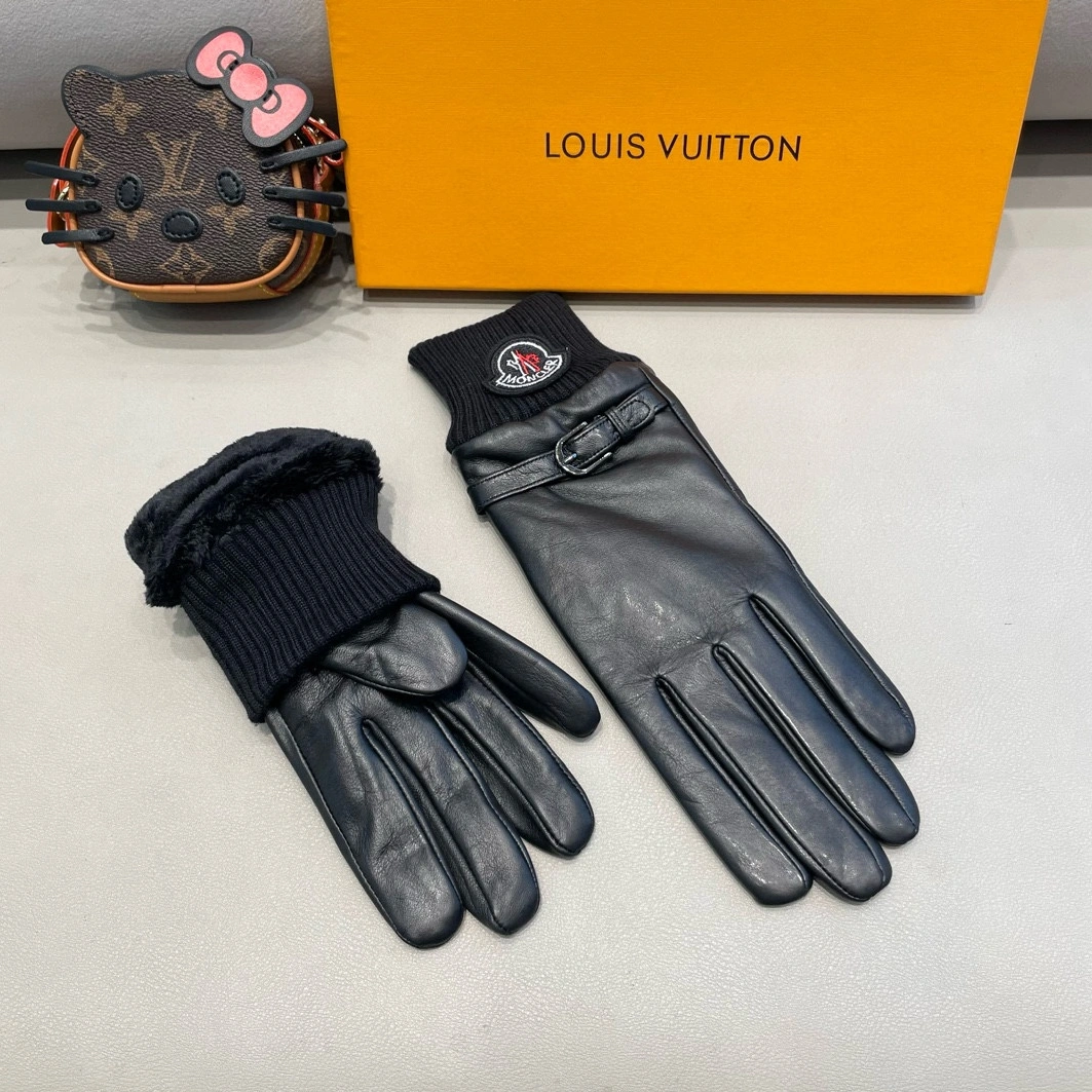 Moncler Gloves For Women Bold 8065