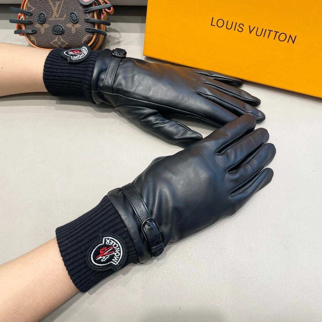 Moncler Gloves For Women Bold 8065