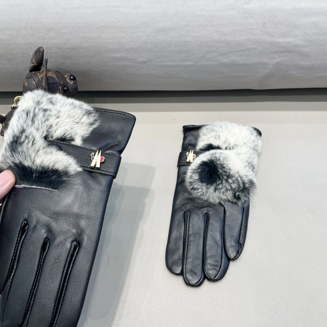 Moncler Gloves For Women NewStyle 3767