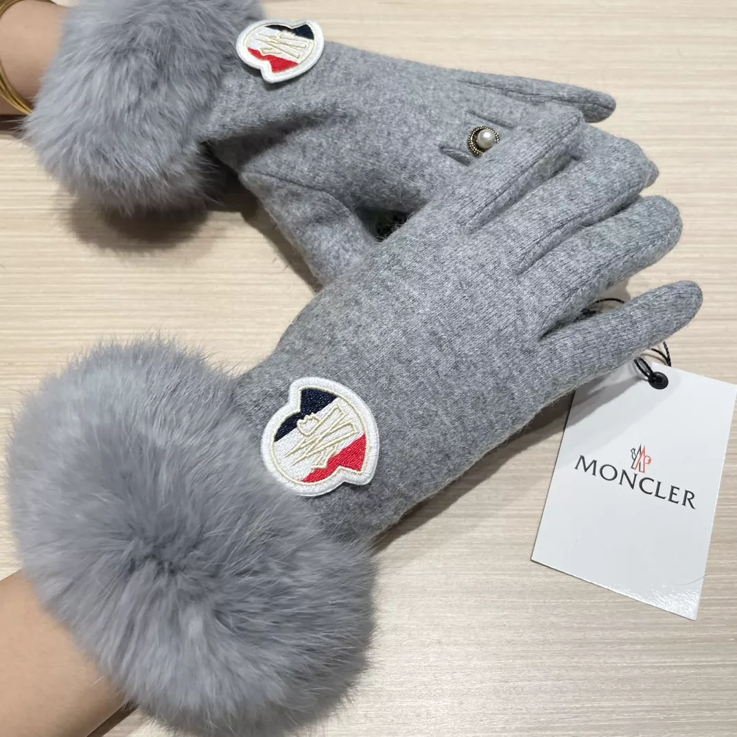 Moncler Gloves NewStyle 5584