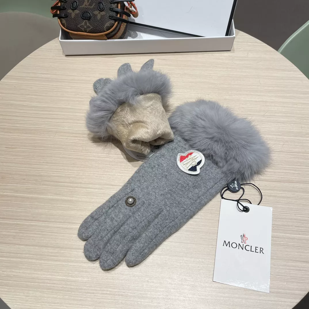 Moncler Gloves NewStyle 5584