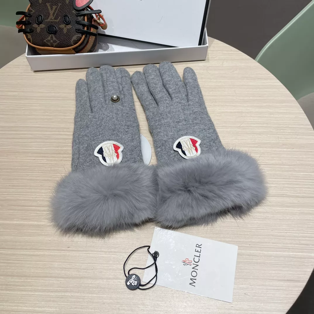Moncler Gloves NewStyle 5584