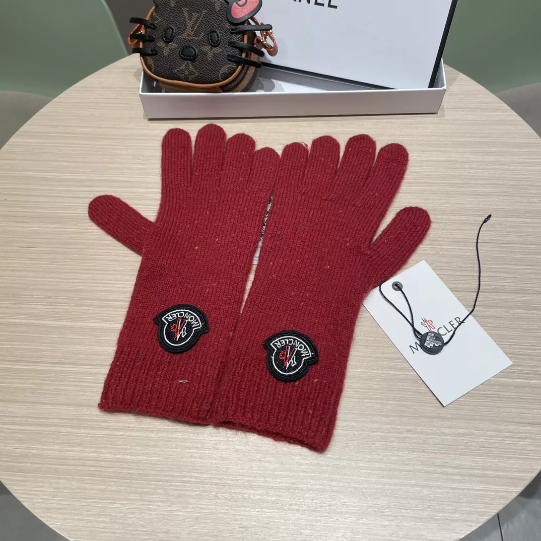 Moncler Gloves Popular 8177