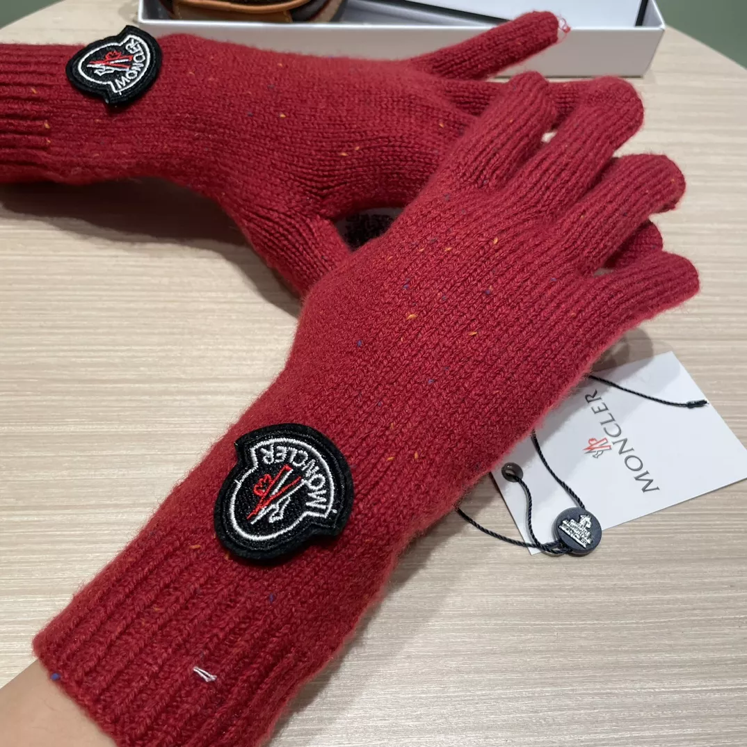 Moncler Gloves Popular 8177