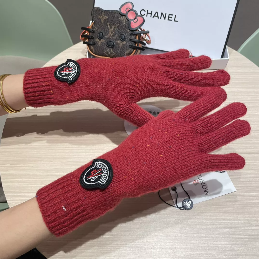 Moncler Gloves Popular 8177