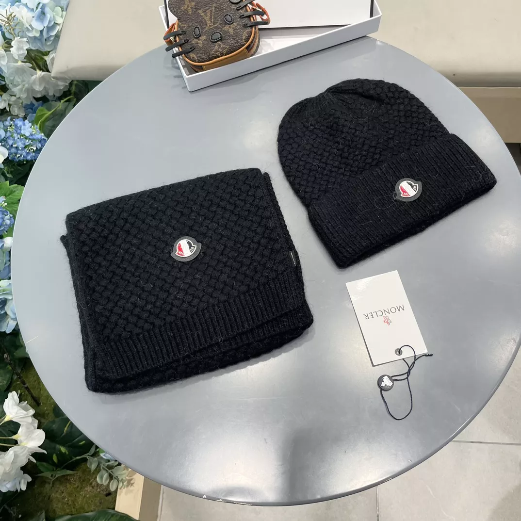 Moncler Hat and Scarf Set Breathable 3285