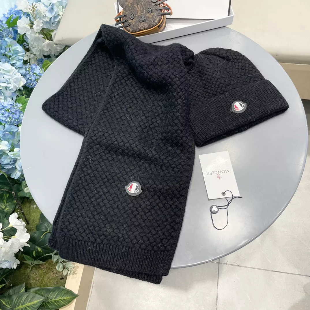 Moncler Hat and Scarf Set Breathable 3285