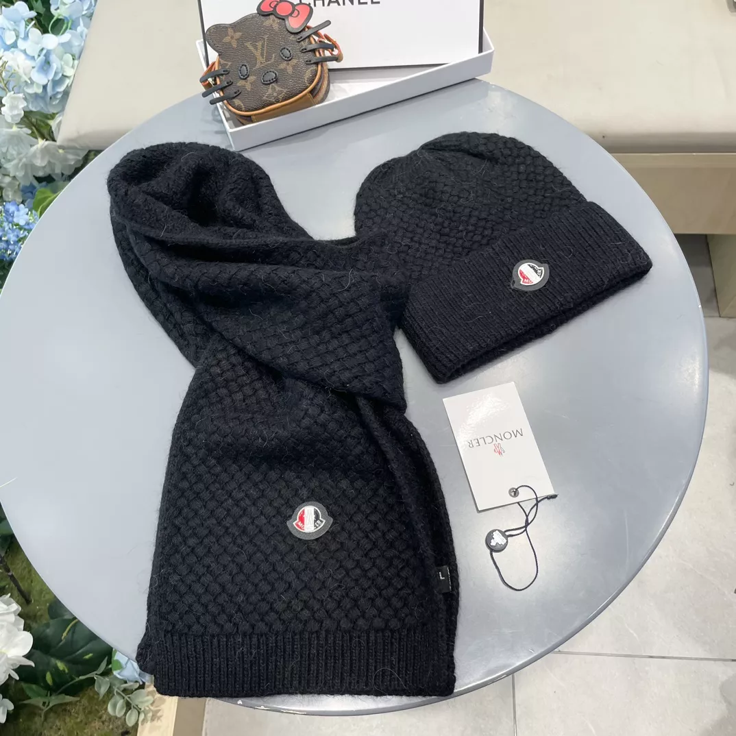 Moncler Hat and Scarf Set Breathable 3285