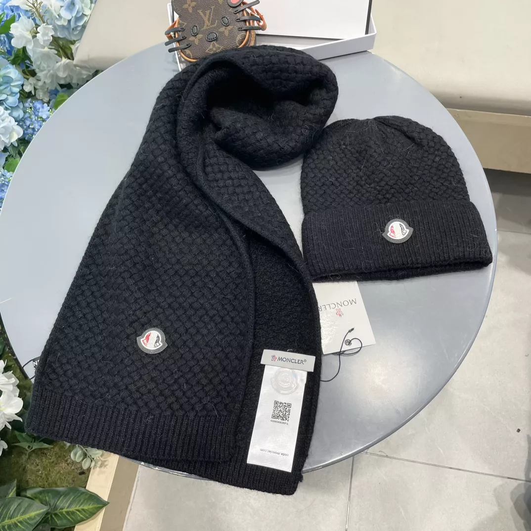 Moncler Hat and Scarf Set Breathable 3285