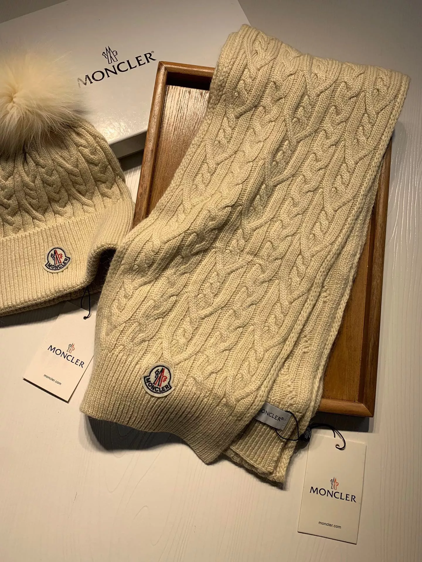 Moncler Hat and Scarf Set Bright 4771
