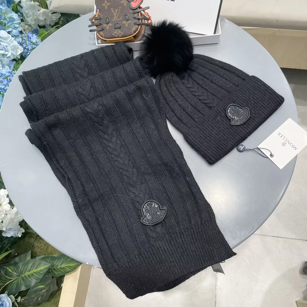 Moncler Hat and Scarf Set Bright 6777