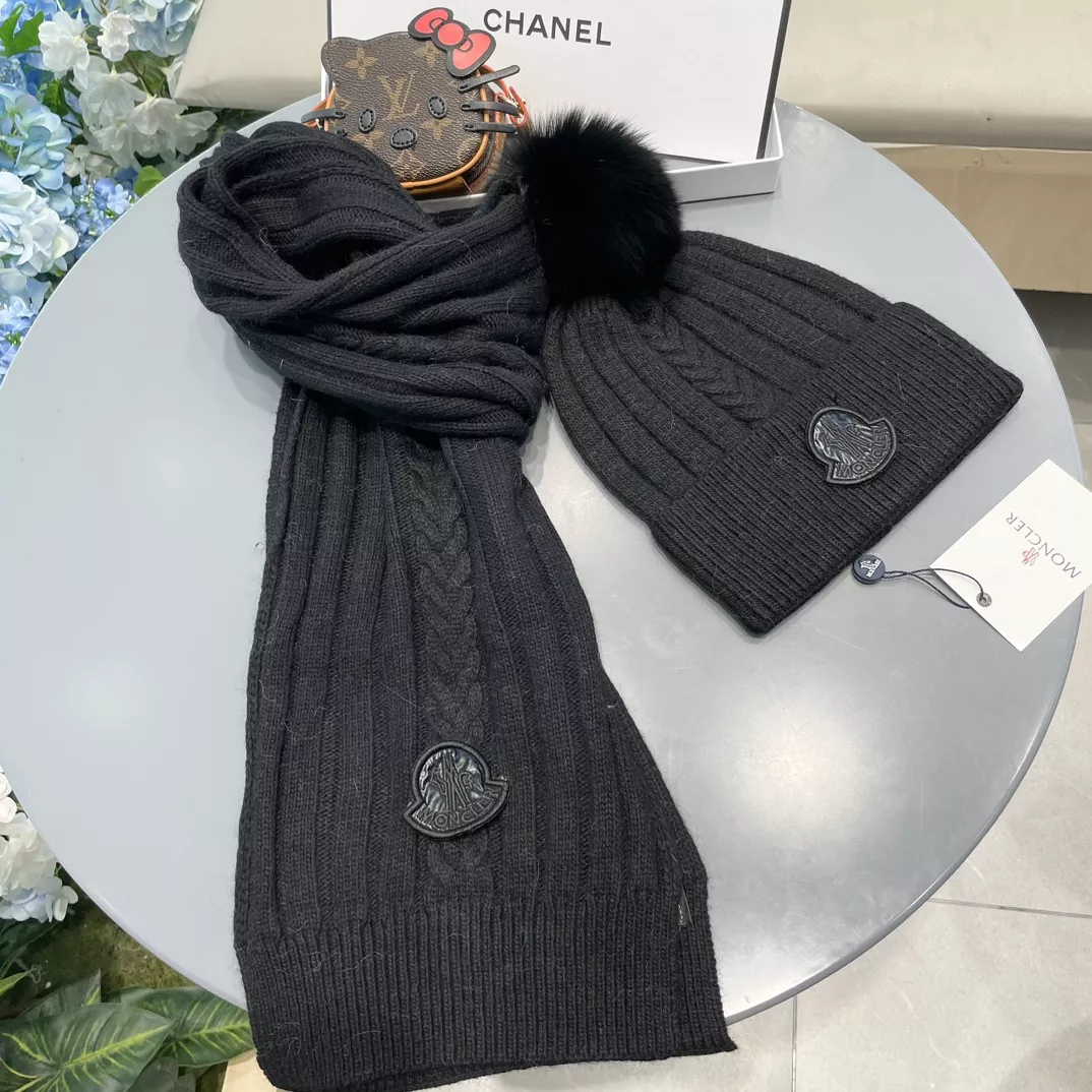 Moncler Hat and Scarf Set Bright 6777