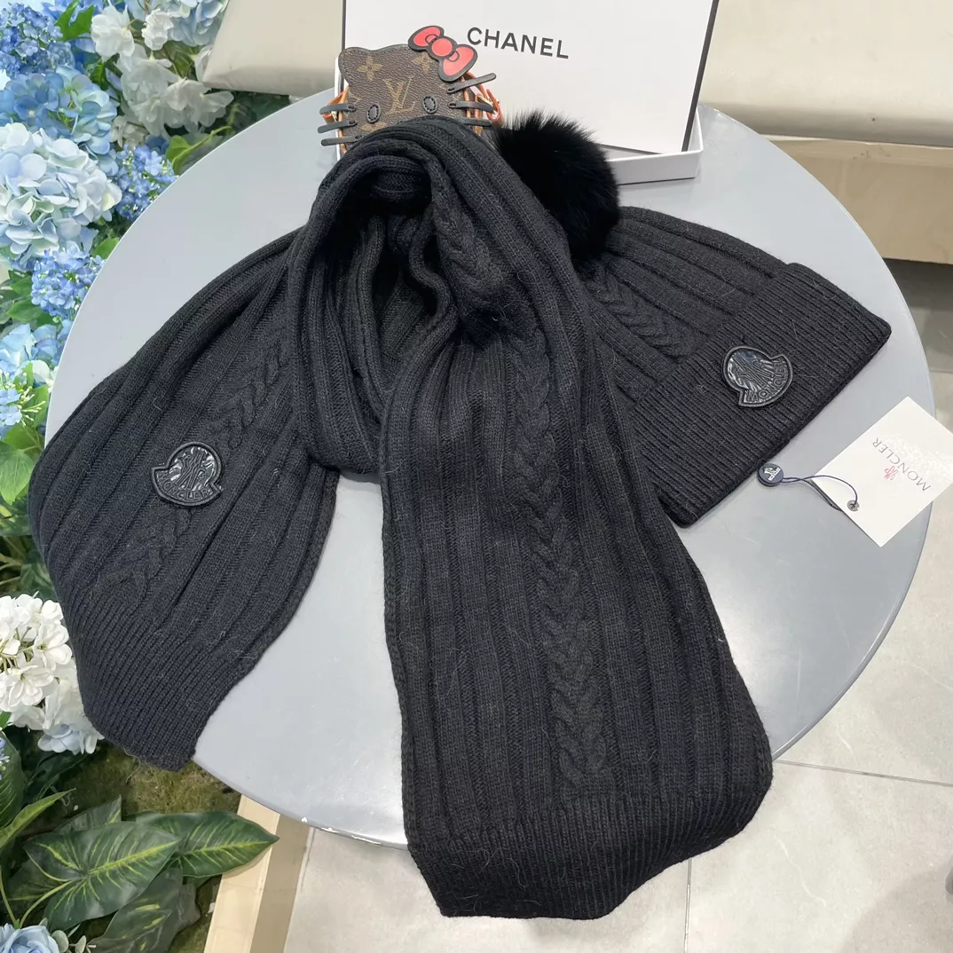Moncler Hat and Scarf Set Bright 6777