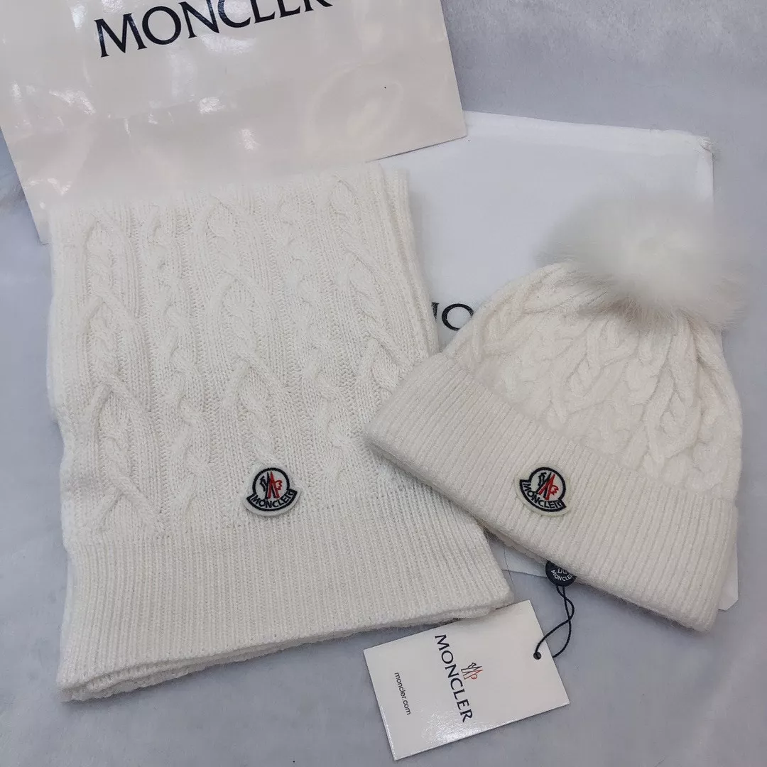 Moncler Hat and Scarf Set Durable 7870