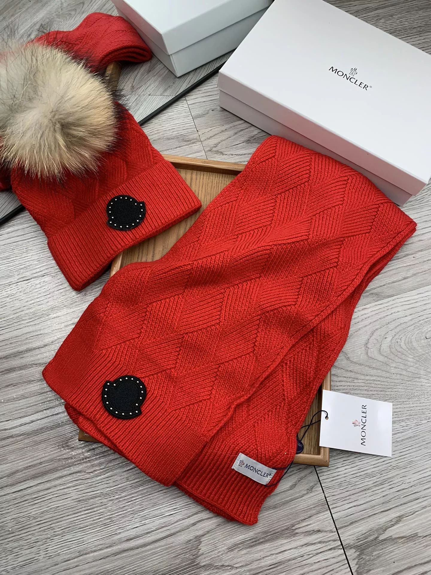 Moncler Hat and Scarf Set Fashionable 747
