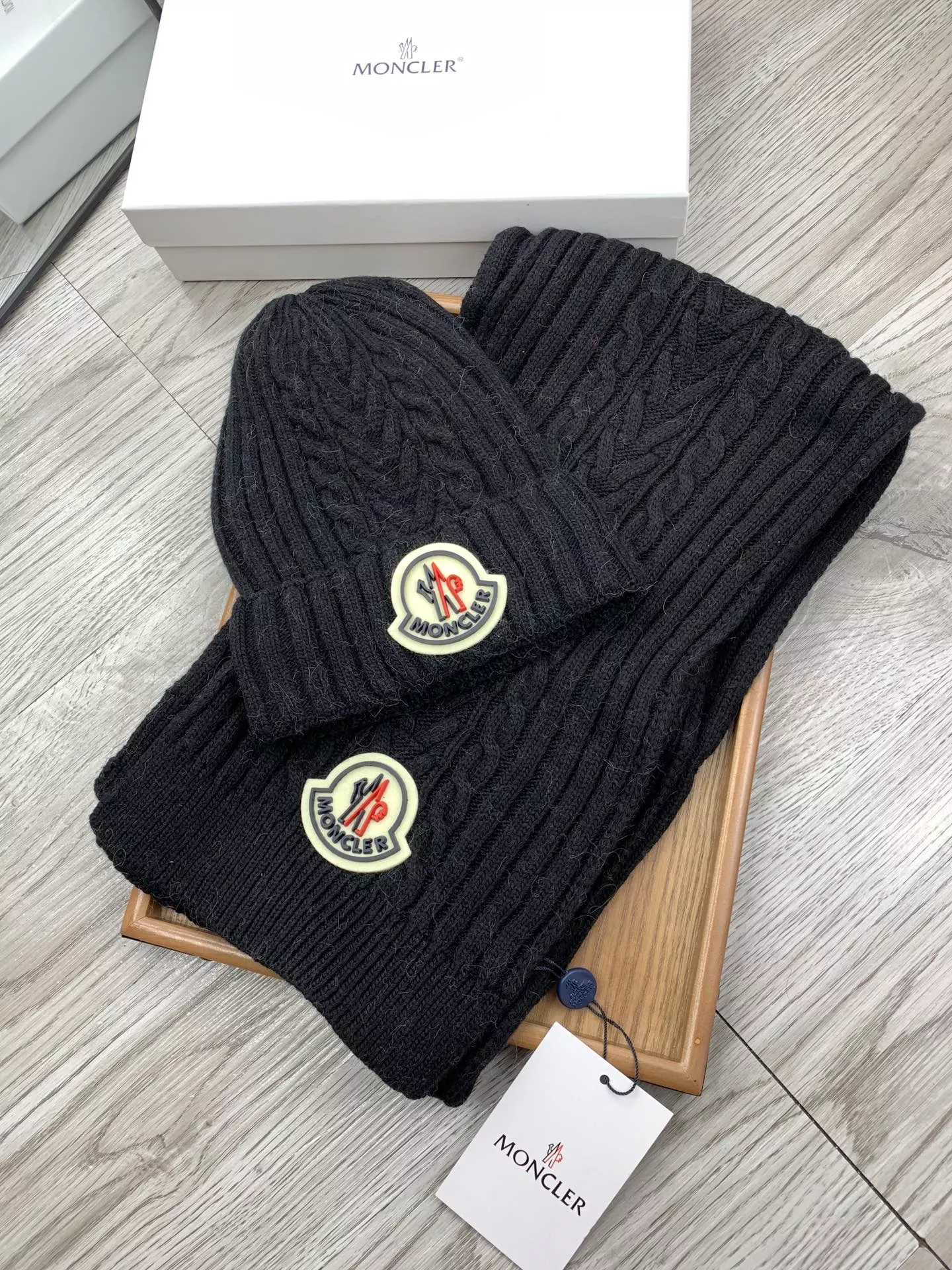 Moncler Hat and Scarf Set ModernLook 683