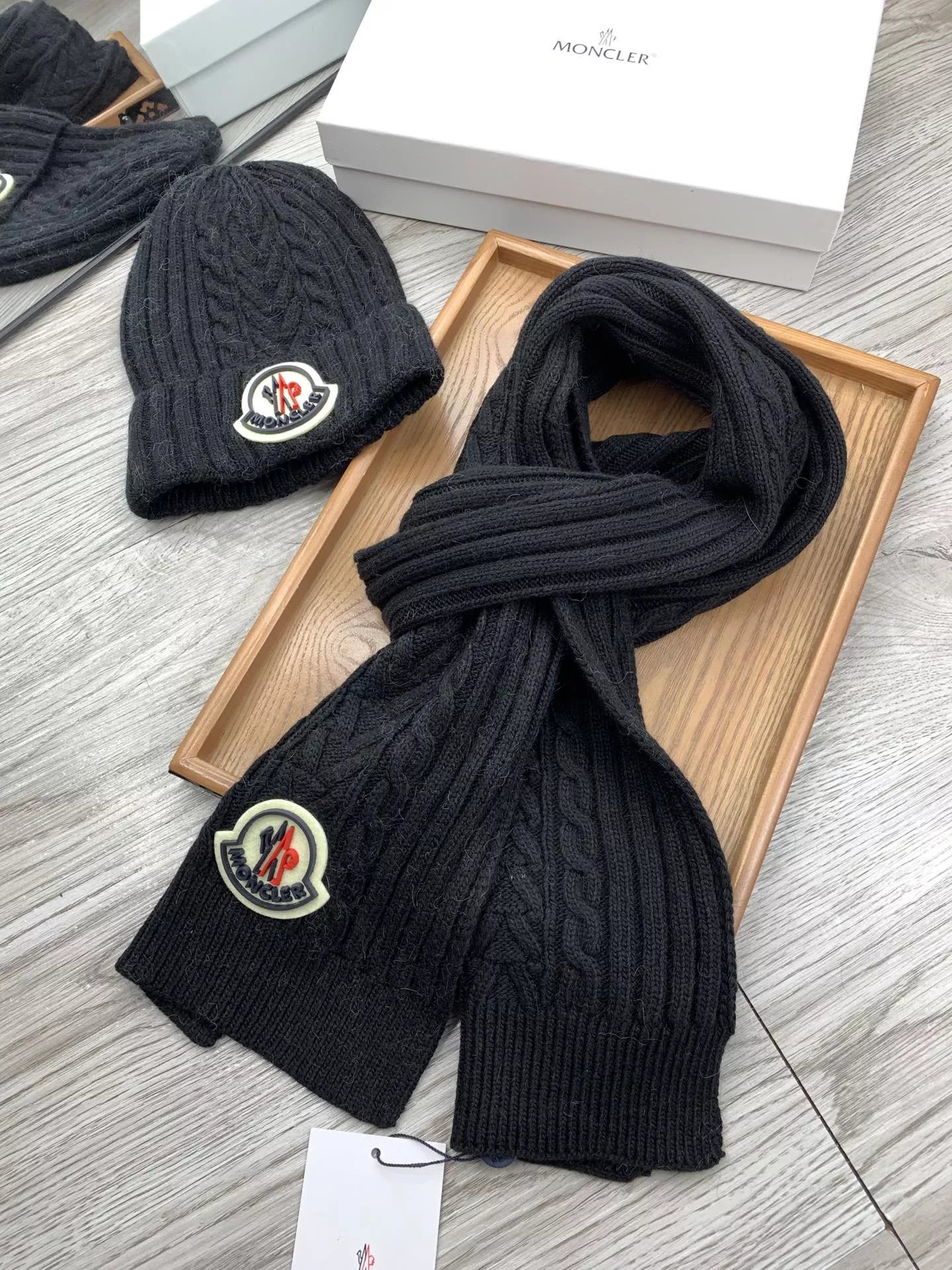 Moncler Hat and Scarf Set ModernLook 683