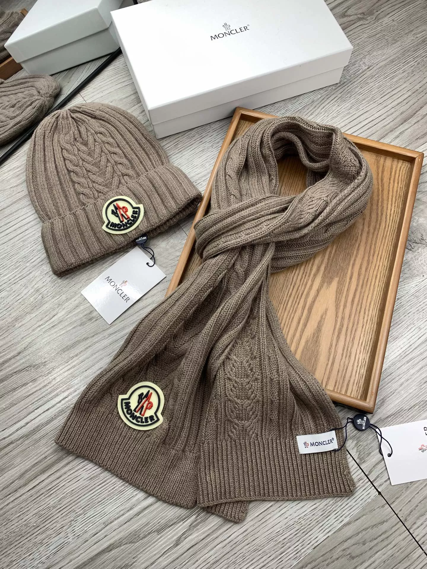 Moncler Hat and Scarf Set SportInspired 1003