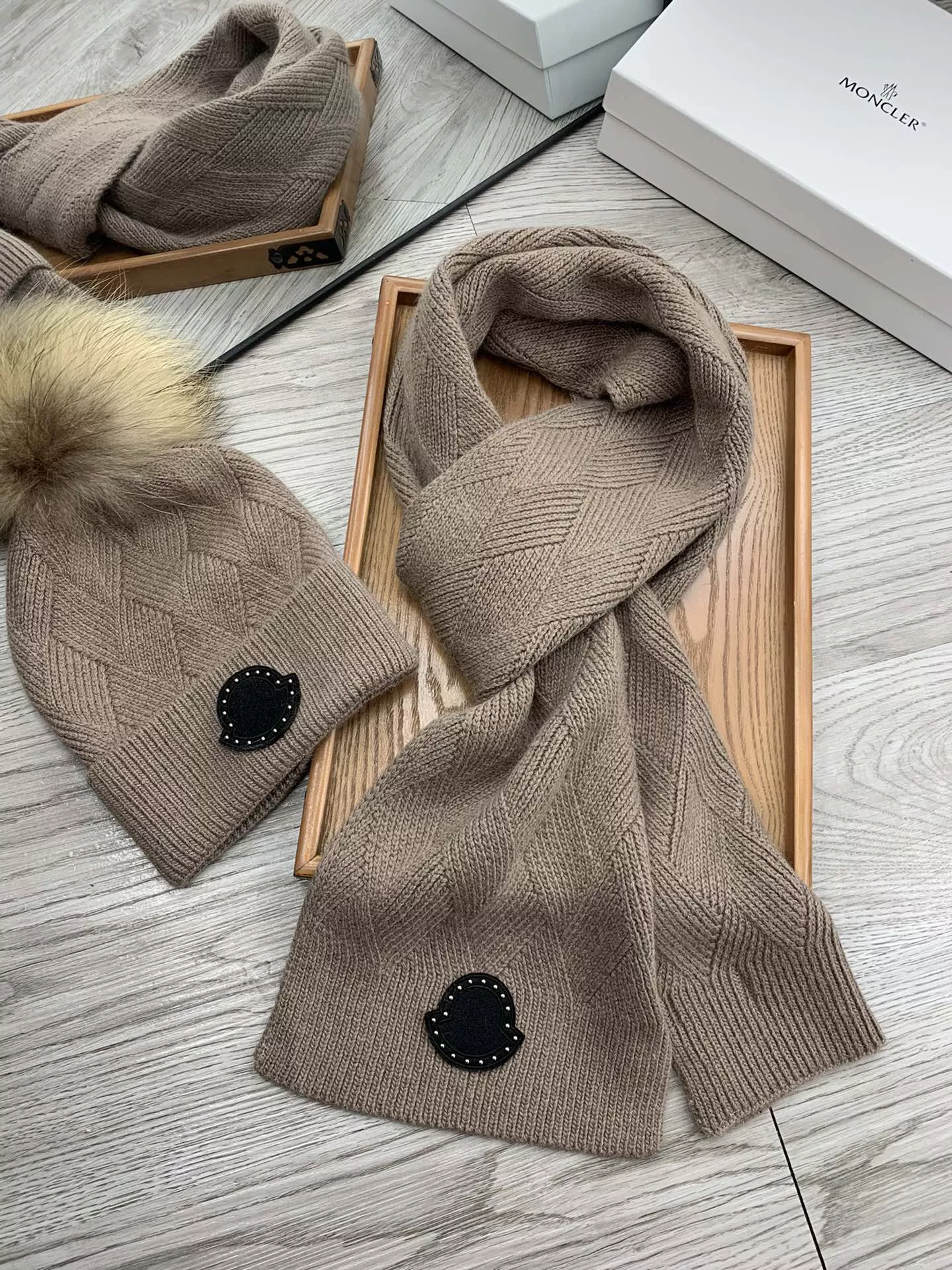 Moncler Hat and Scarf Set Stylish 2294