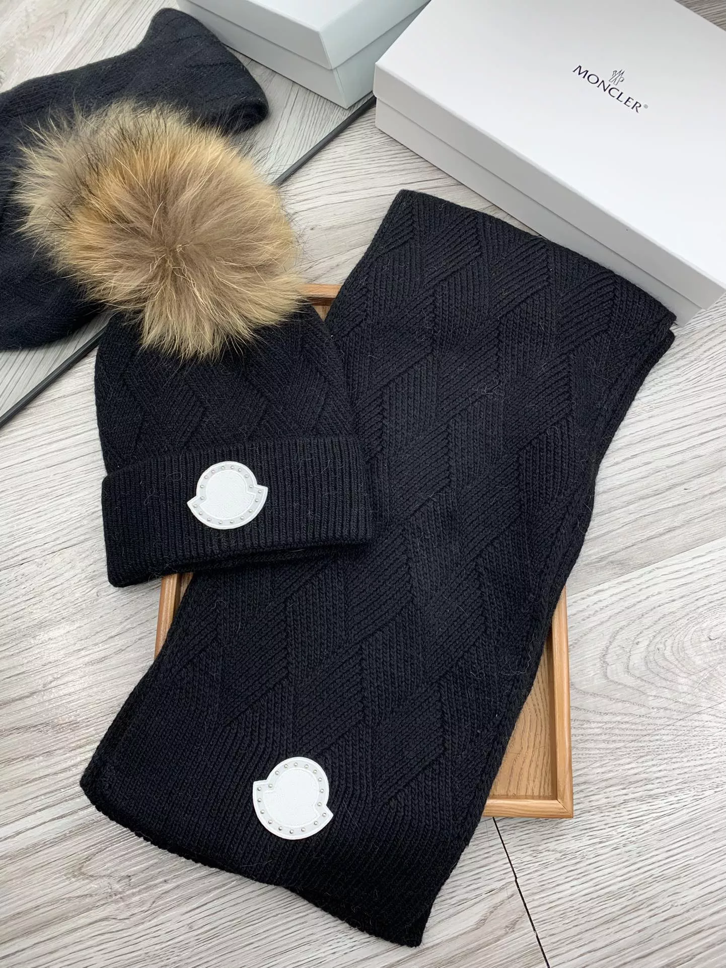 Moncler Hat and Scarf Set Unique 2374