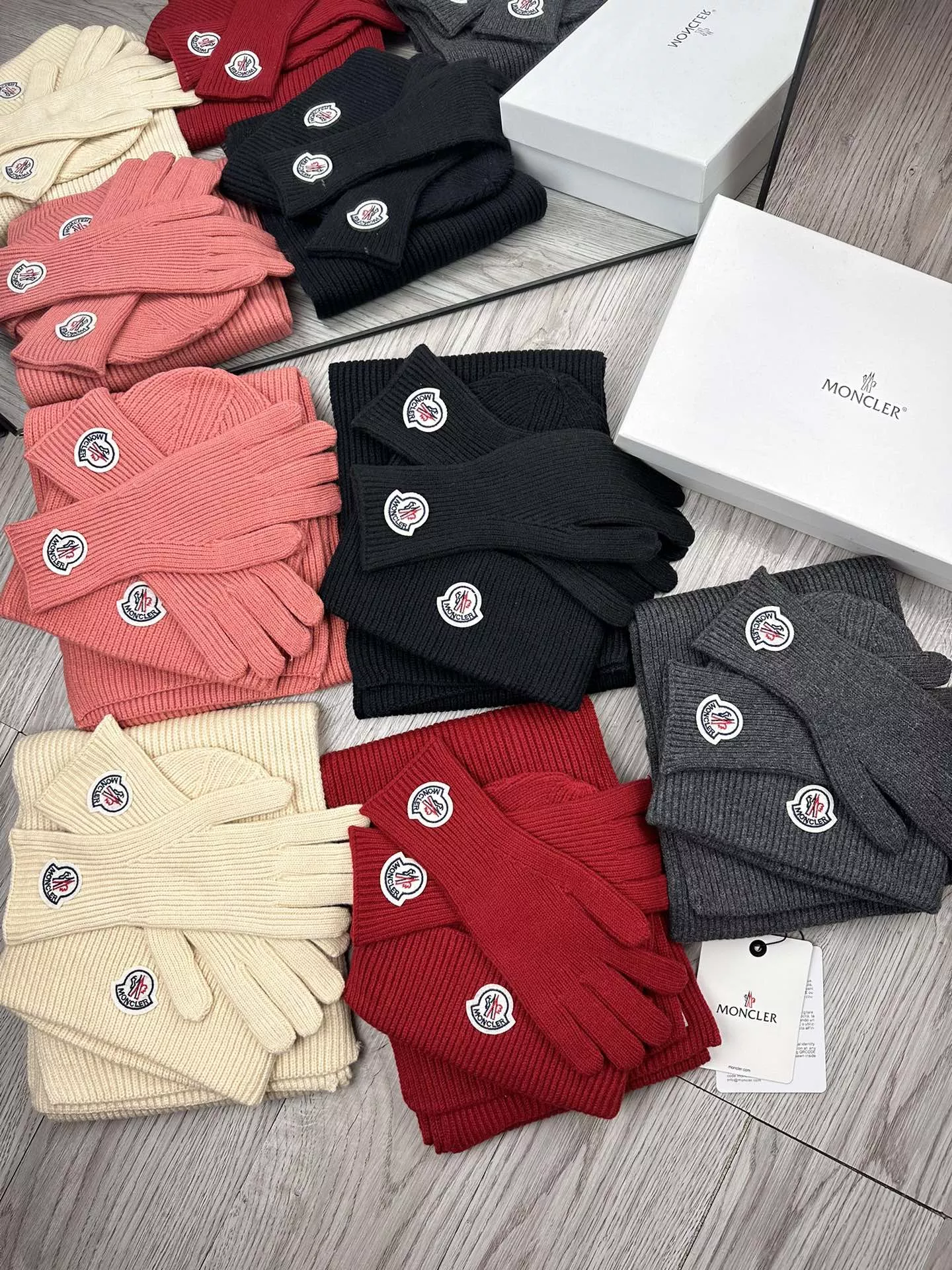 Moncler Hat and Scarf and Glove Set BestValue 5841