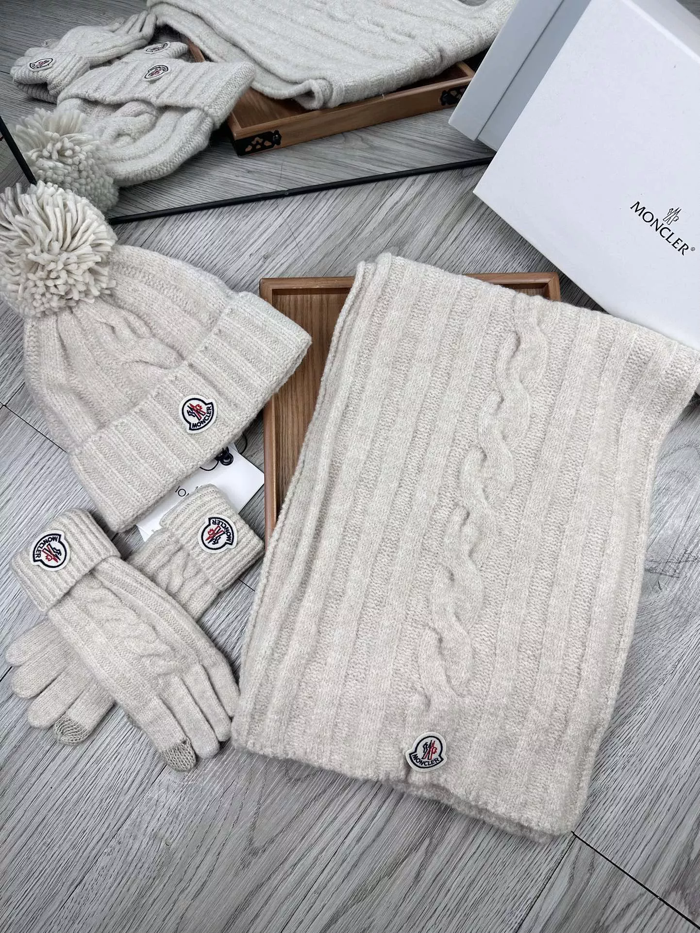 Moncler Hat and Scarf and Glove Set Bold 9600
