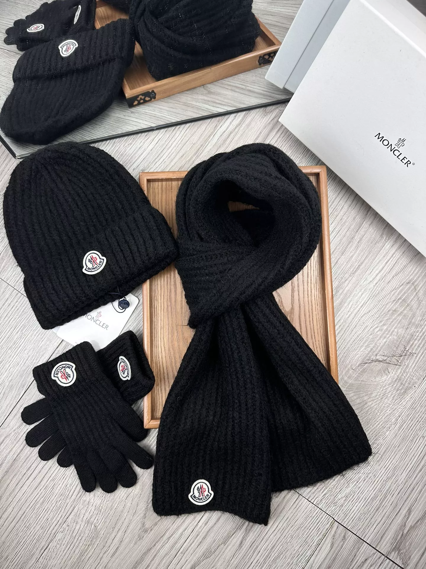 Moncler Hat and Scarf and Glove Set Comfortable 3501