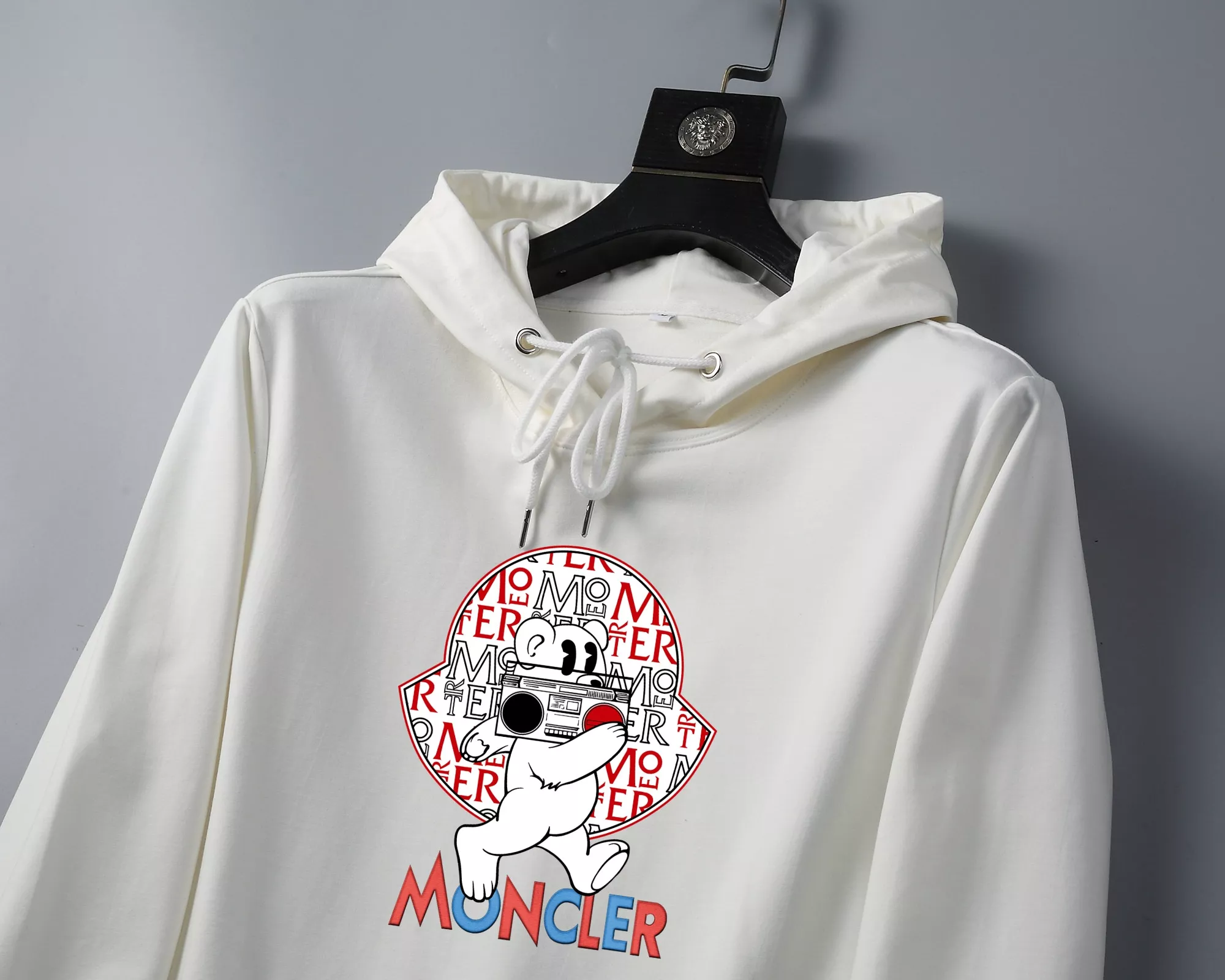 Moncler Hoodies Long Sleeved For Men Durable 1861