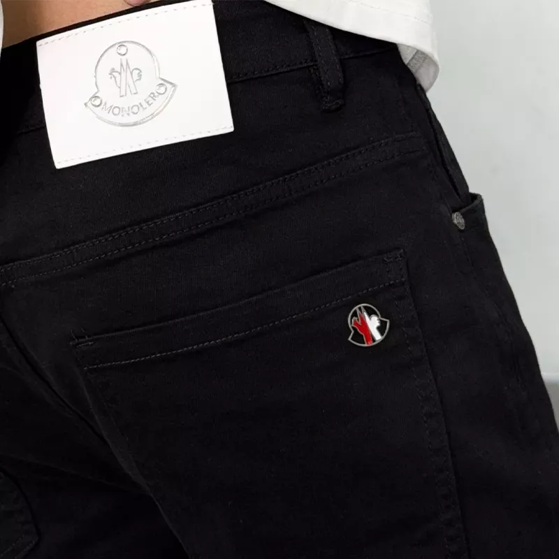Moncler Jeans For Men Elegant 9213