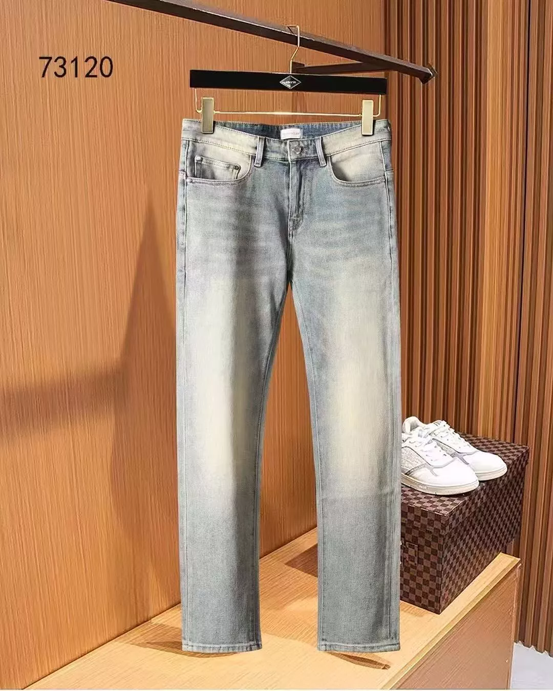 Moncler Jeans For Men Resilient 7318