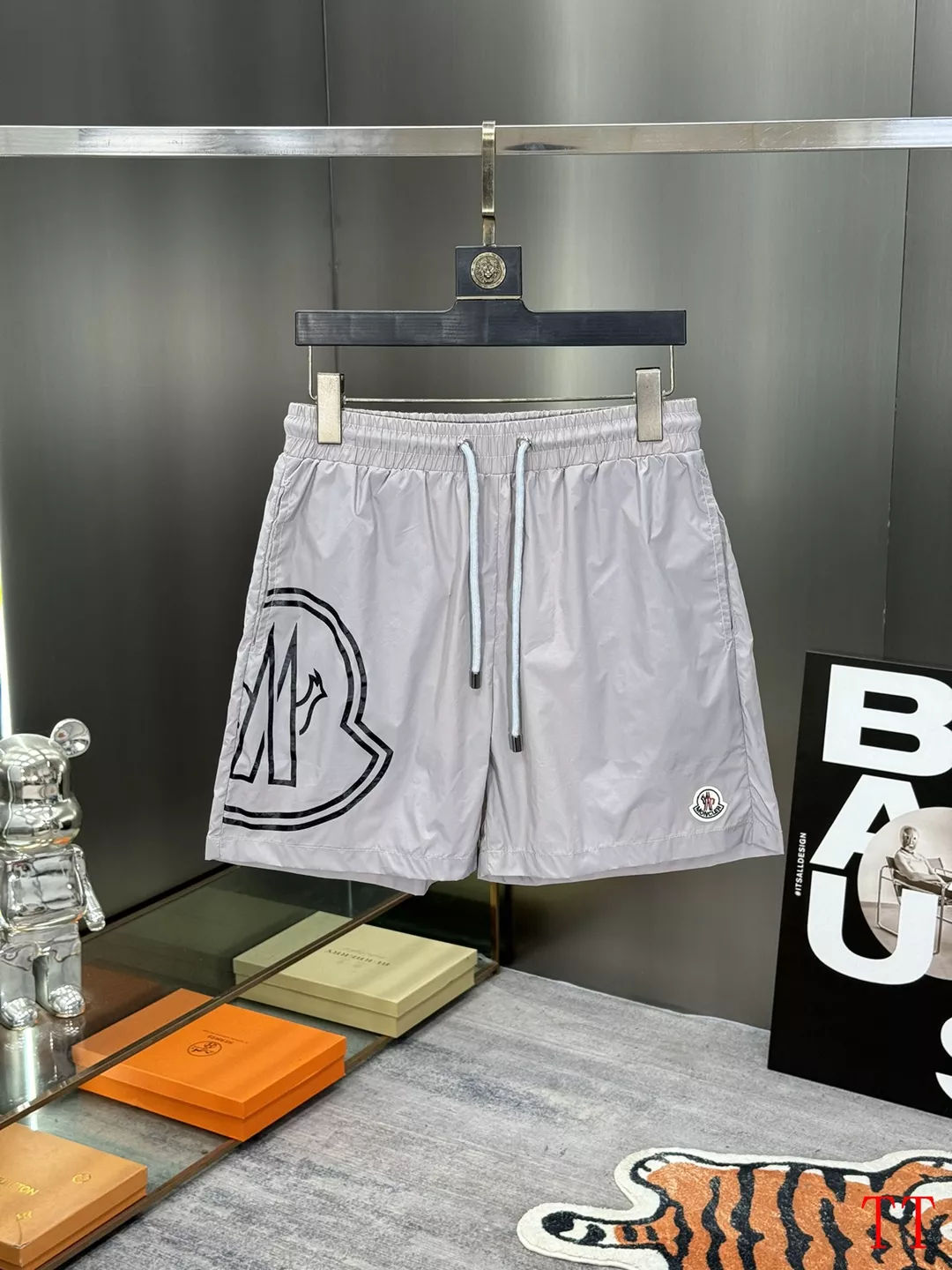 Moncler Pants For Men Vibrant 4457