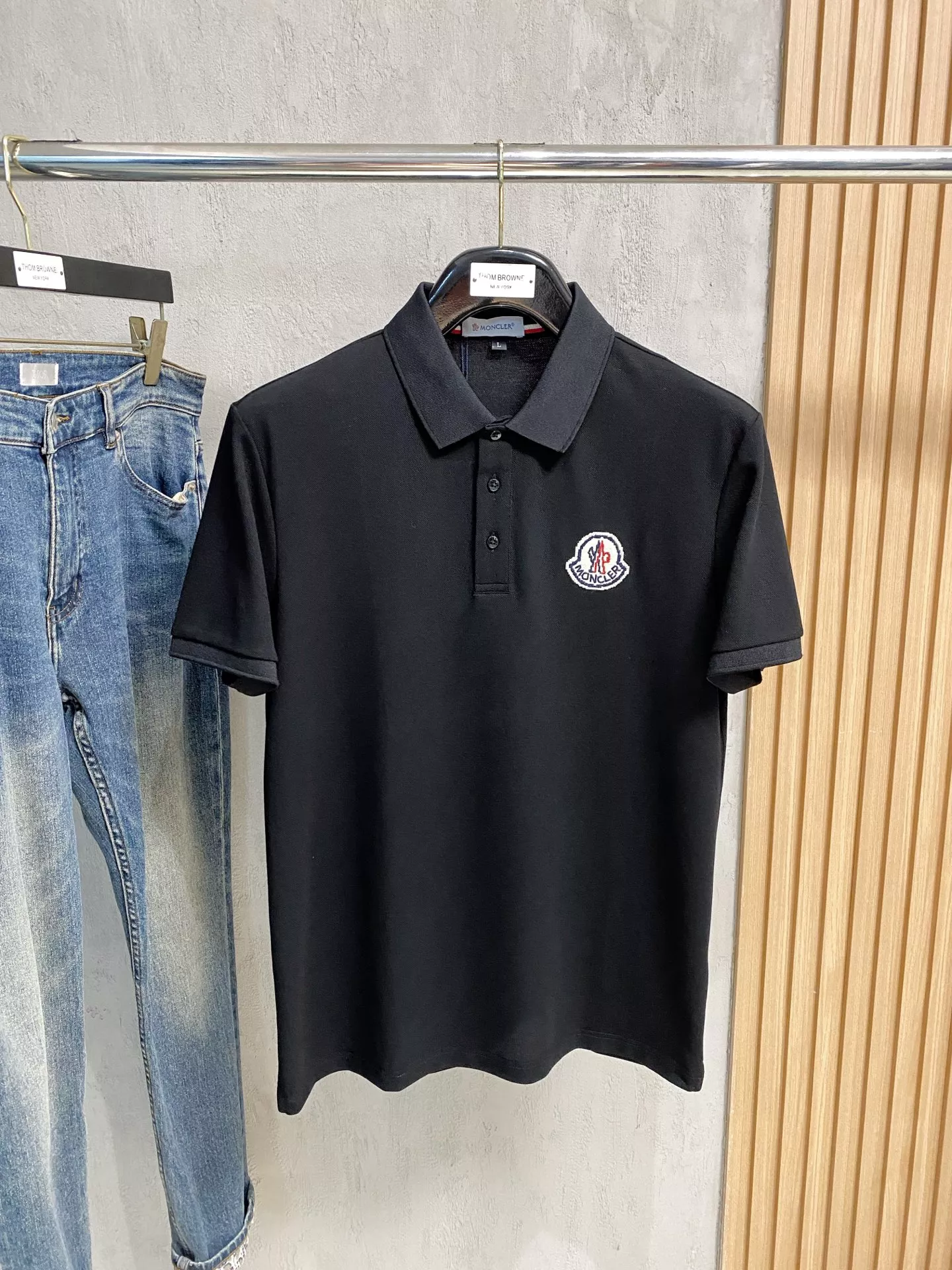 Moncler T-Shirts Short Sleeved For Men Breathable 9268
