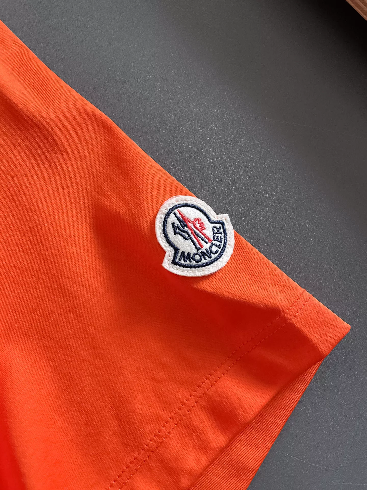 Moncler T-Shirts Short Sleeved For Men Durable 3509